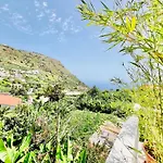 Casa Amoreiras By Ymr Arco da Calheta (Madeira)