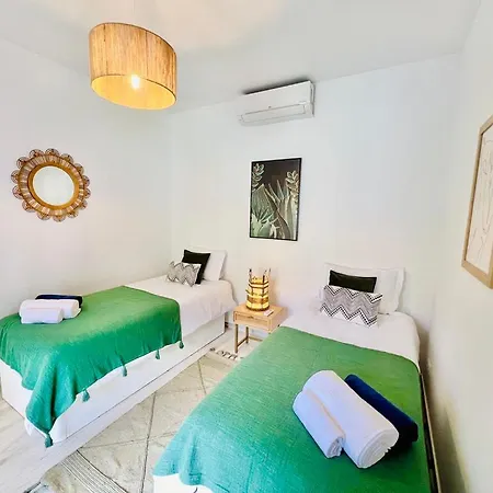 Semesterbostad Casa Amoreiras By Ymr