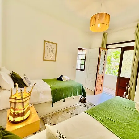 Casa Amoreiras By Ymr Arco da Calheta