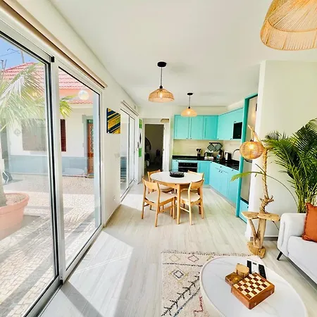Casa Amoreiras By Ymr 度假居