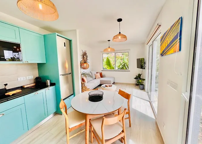 Casa Amoreiras By Ymr Arco da Calheta (Madeira)