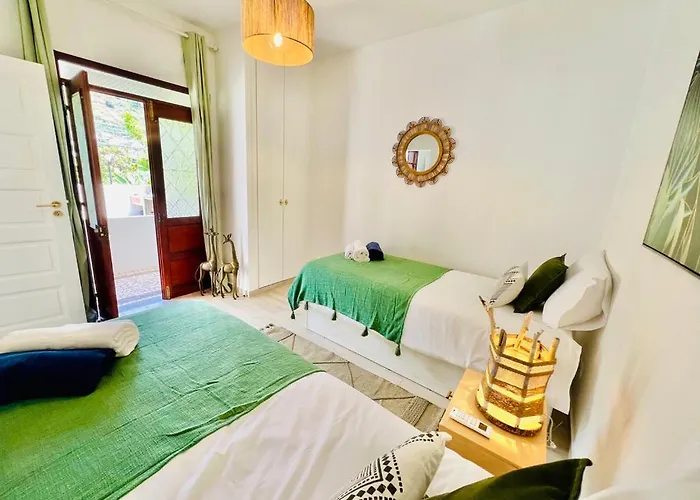 Casa Amoreiras By Ymr Tatil Evi Arco da Calheta (Madeira)